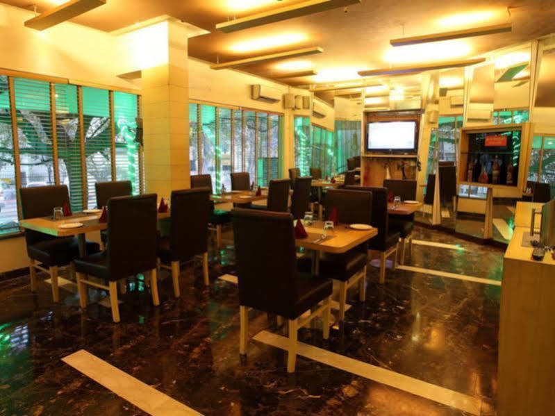 Hotel Royal Castle Grand Nueva Delhi Exterior foto